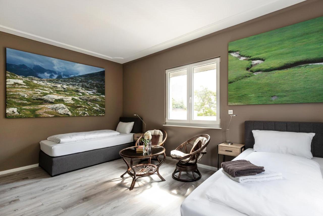 Primera Zimmer Mit Gemeinschaftsbad Singen Bagian luar foto