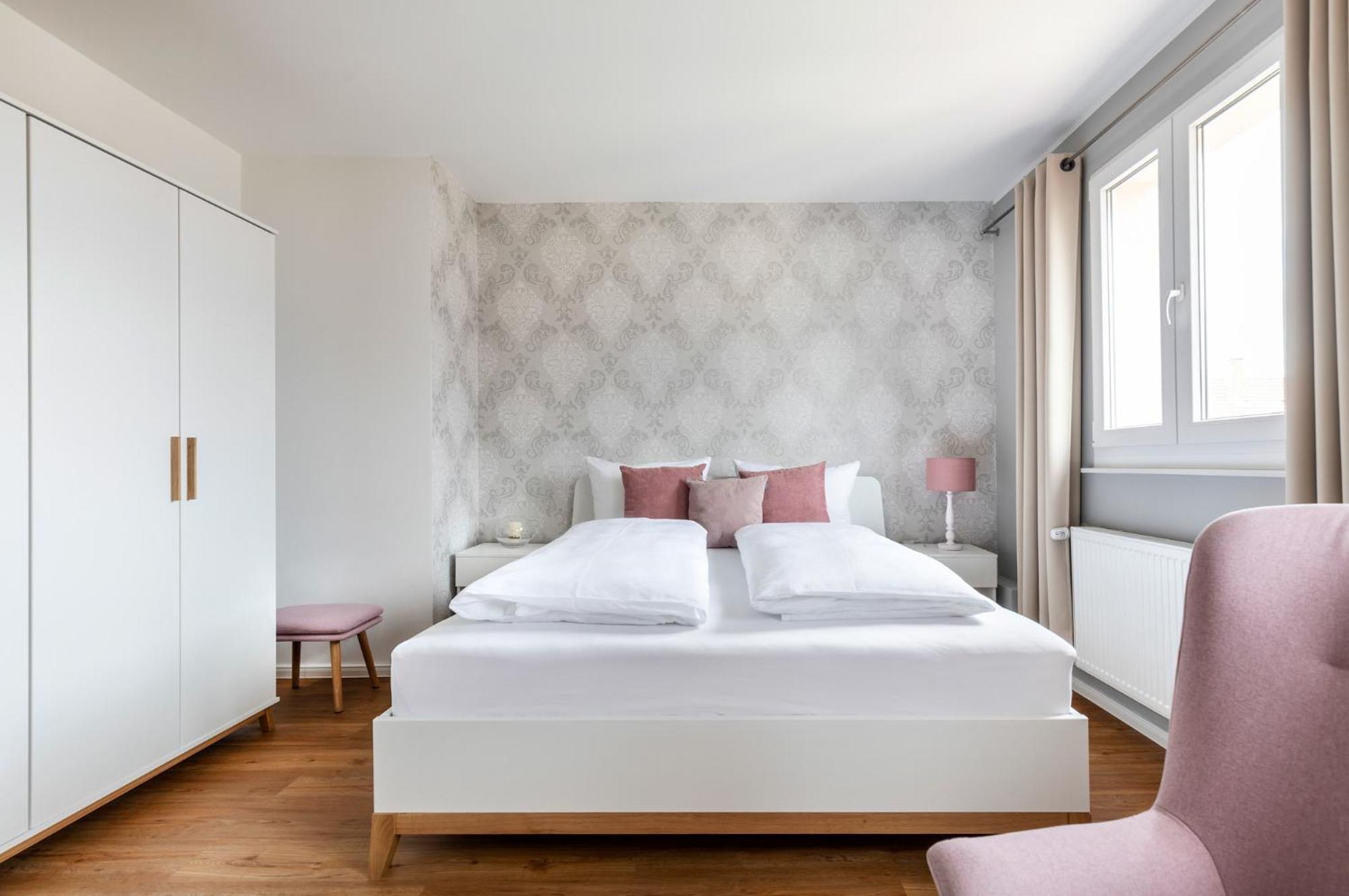 Primera Zimmer Mit Gemeinschaftsbad Singen Bagian luar foto