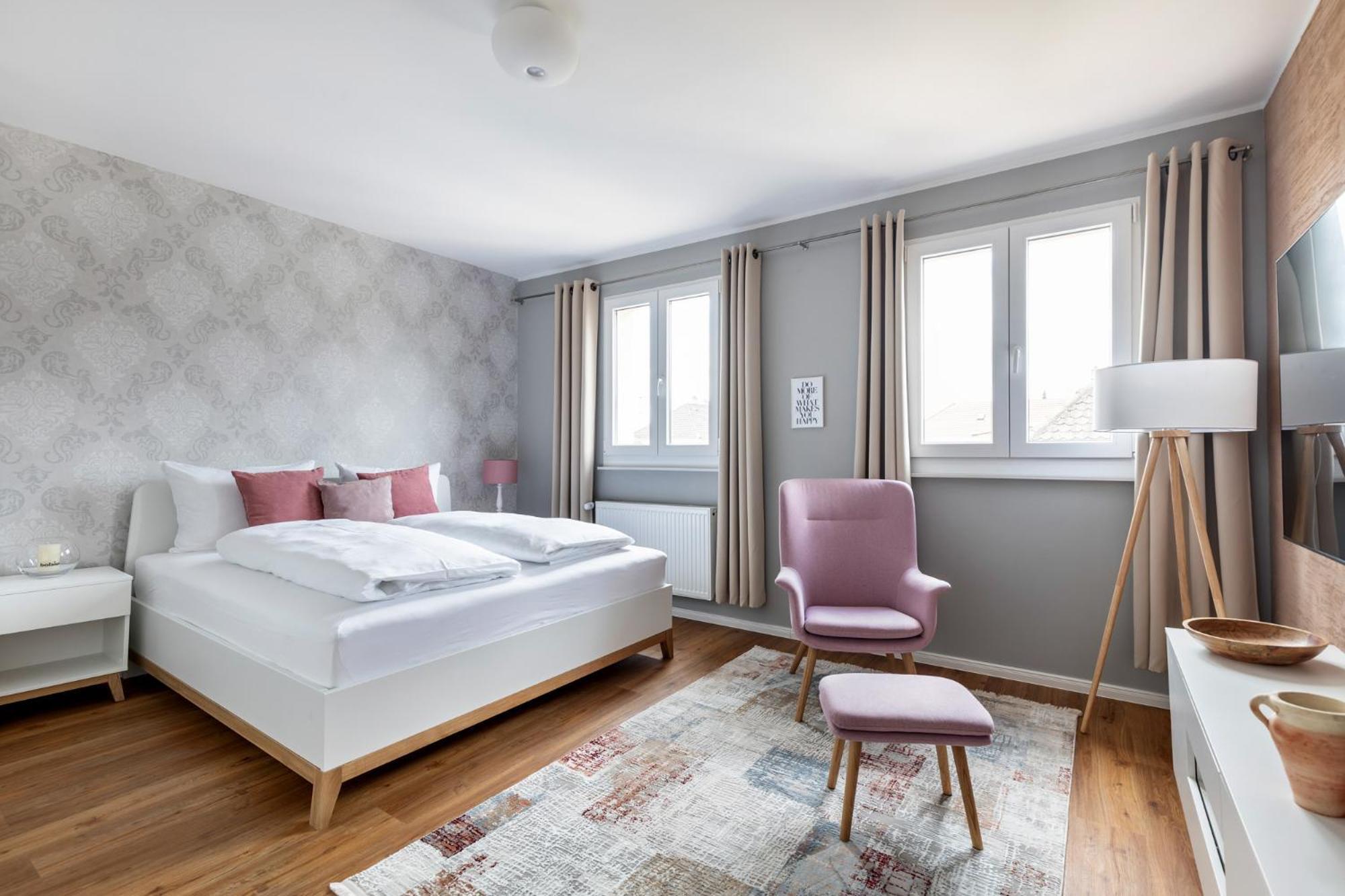 Primera Zimmer Mit Gemeinschaftsbad Singen Bagian luar foto
