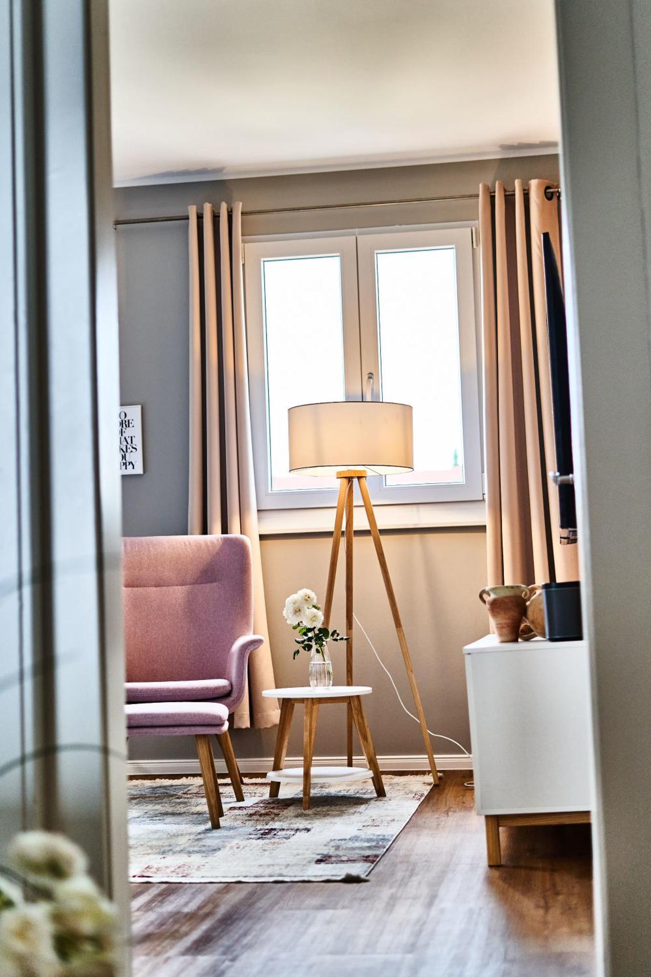 Primera Zimmer Mit Gemeinschaftsbad Singen Bagian luar foto