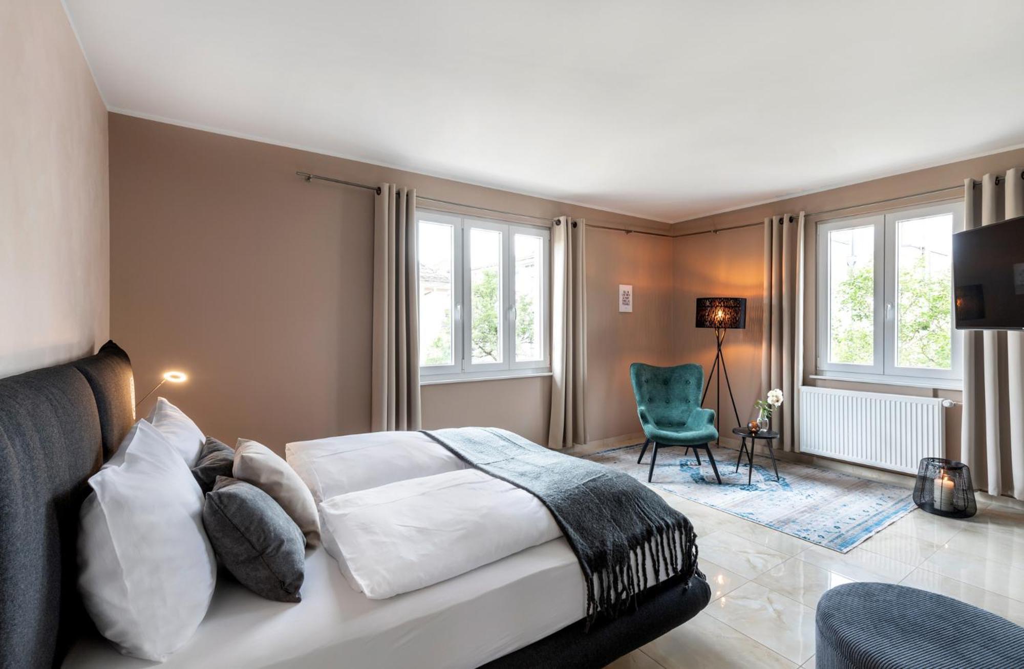Primera Zimmer Mit Gemeinschaftsbad Singen Bagian luar foto